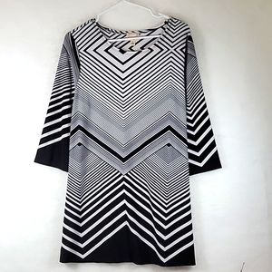 Misia Black & White Geometric Chivron Strip Tunic Size L